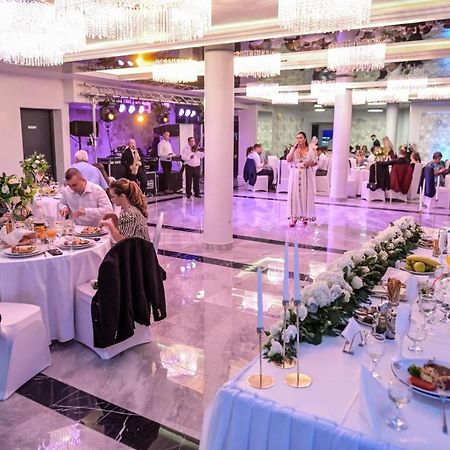 Grand Master Hotel Деж Экстерьер фото