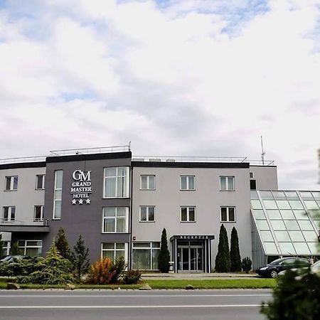 Grand Master Hotel Деж Экстерьер фото