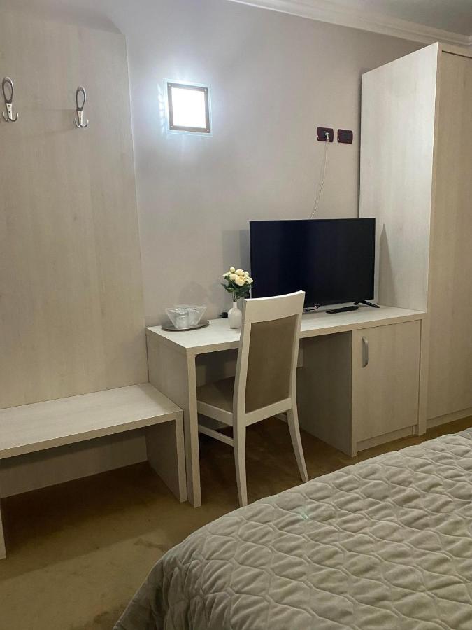 Grand Master Hotel Деж Экстерьер фото